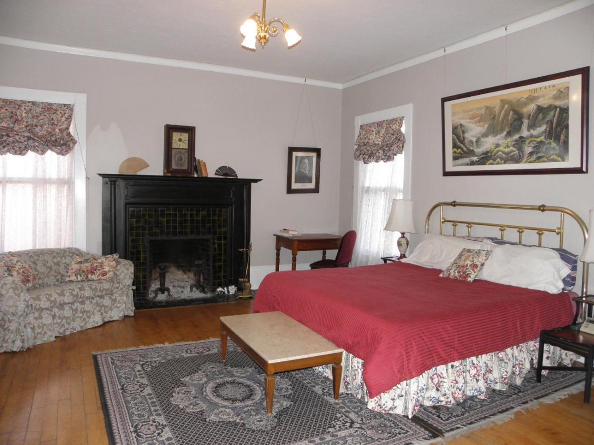 Lehmann House Bed & Breakfast Bed & Breakfast Saint Louis