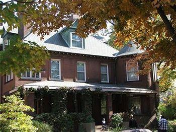 Bed & Breakfast Lehmann House Bed & Breakfast 3*