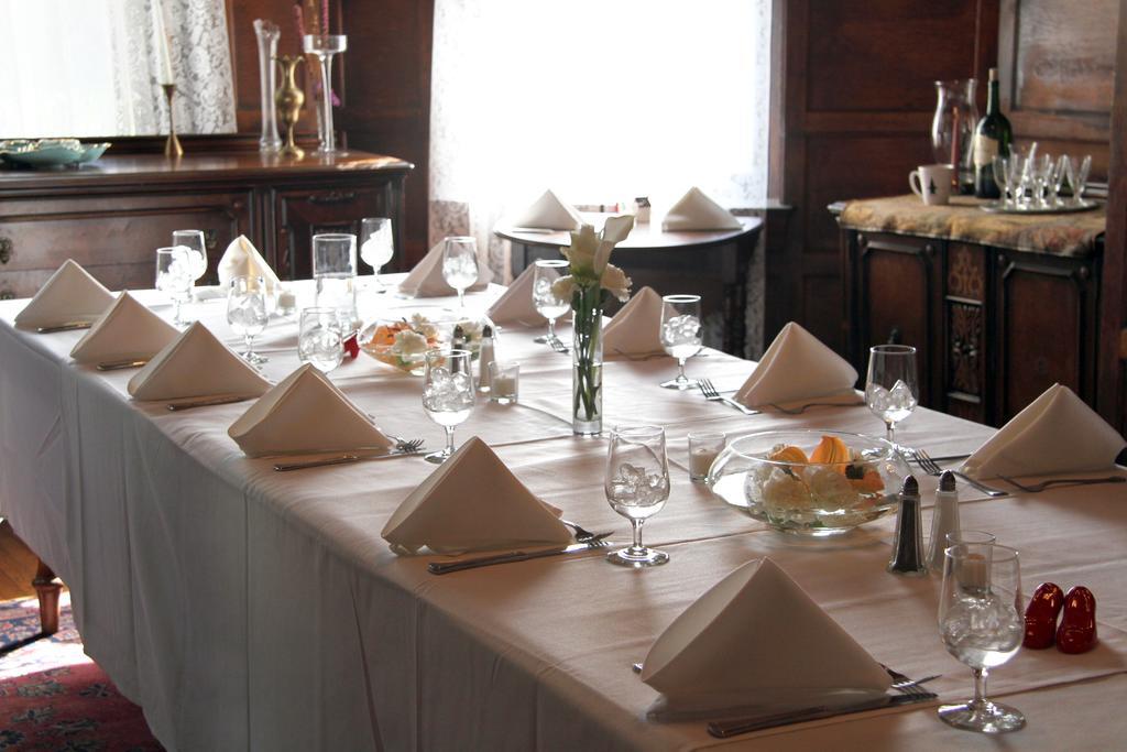 Lehmann House Bed & Breakfast Bed & Breakfast