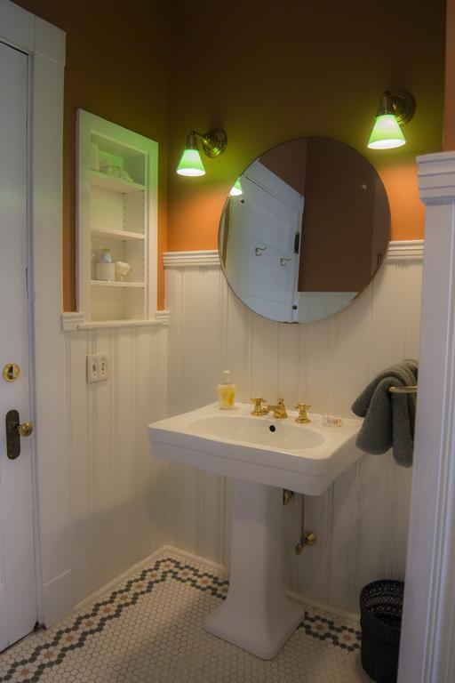 Lehmann House Bed & Breakfast
